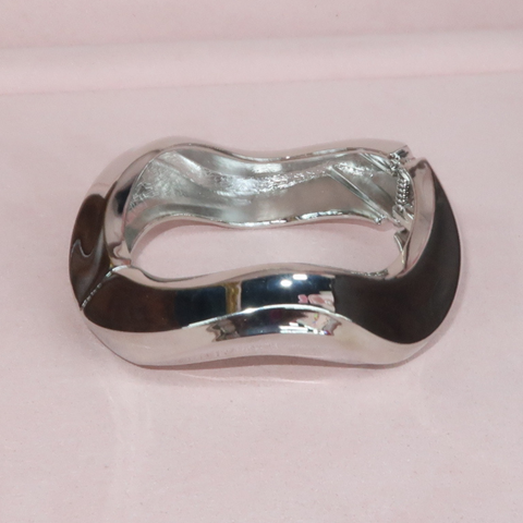 Contour Bangle